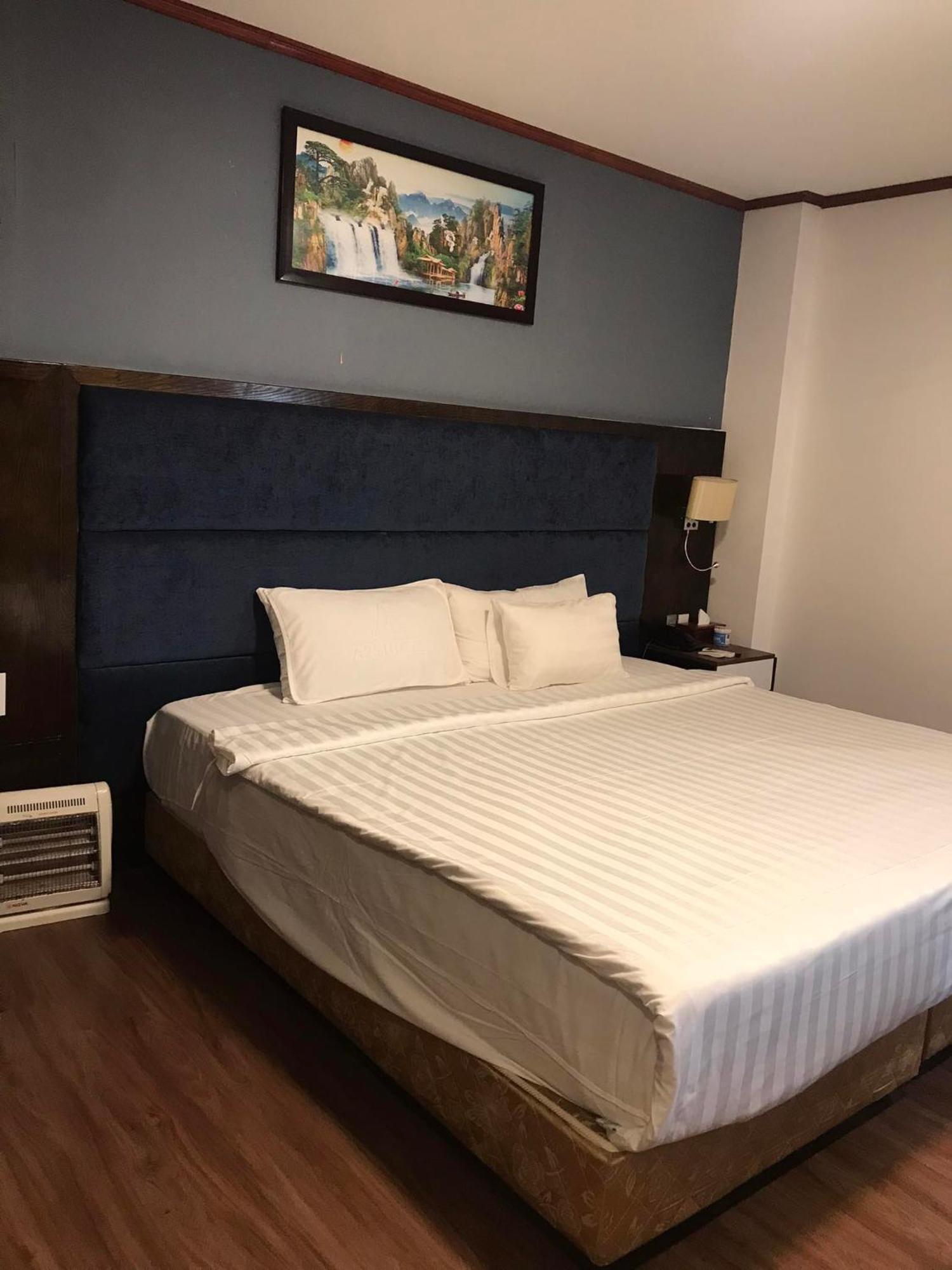A25 Hotel - 28 Tran Quy Cap Hanoï Extérieur photo